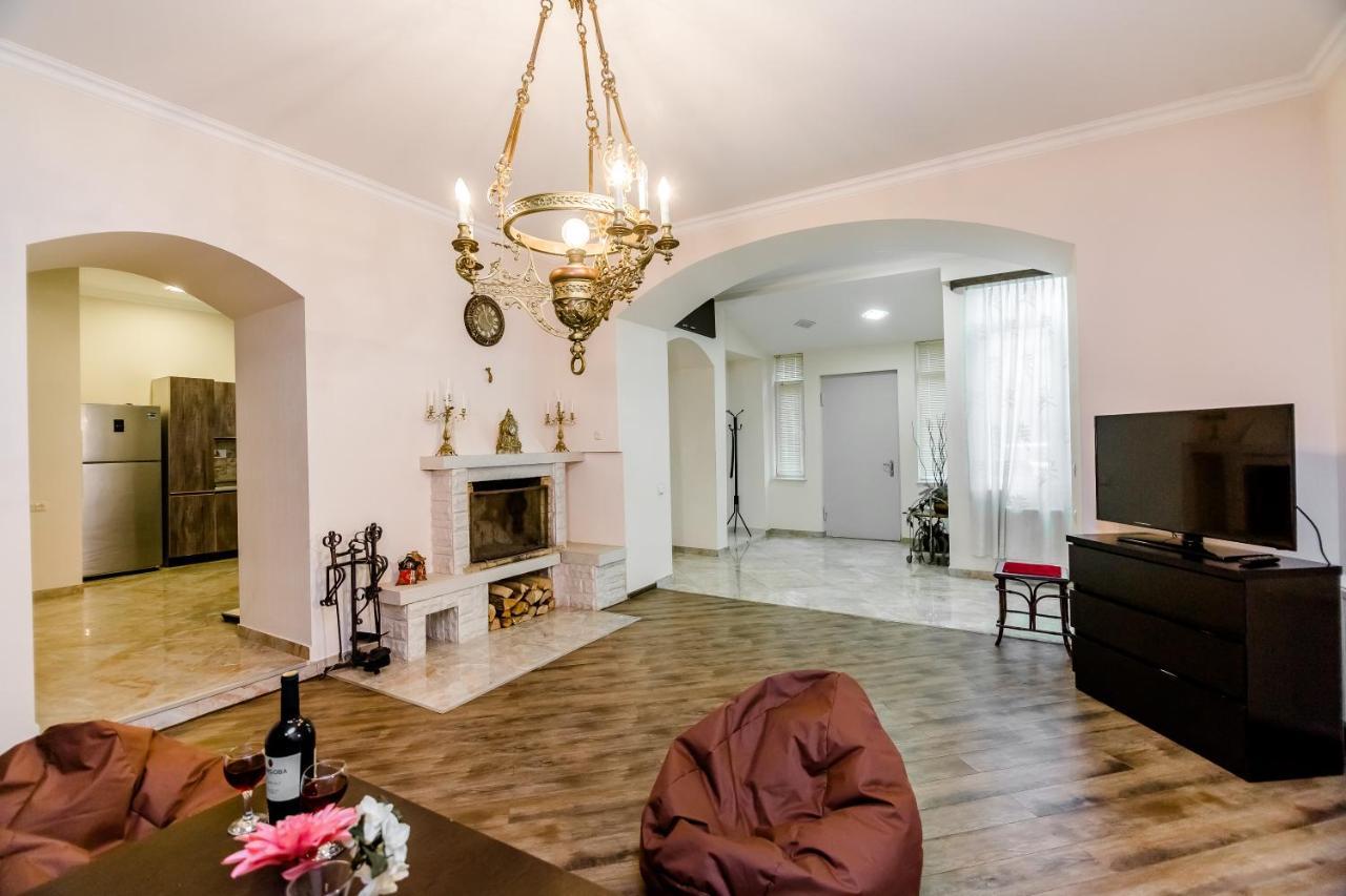 Comfortable House On Marjanishvili Tiflis Dış mekan fotoğraf